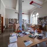 Tra questi vi � la storica biblioteca...